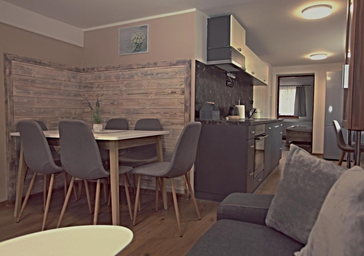 Ubytování pod Rozhlednou Velké Karlovice Exterior foto